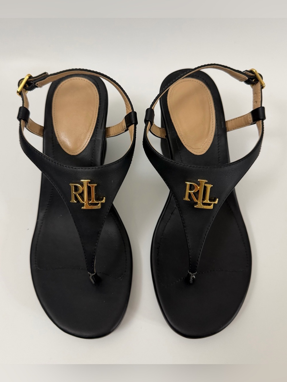 Ralph Lauren Women's Jeannie Wedge Sandal Black T Strap Thong Logo Sz 6.5B